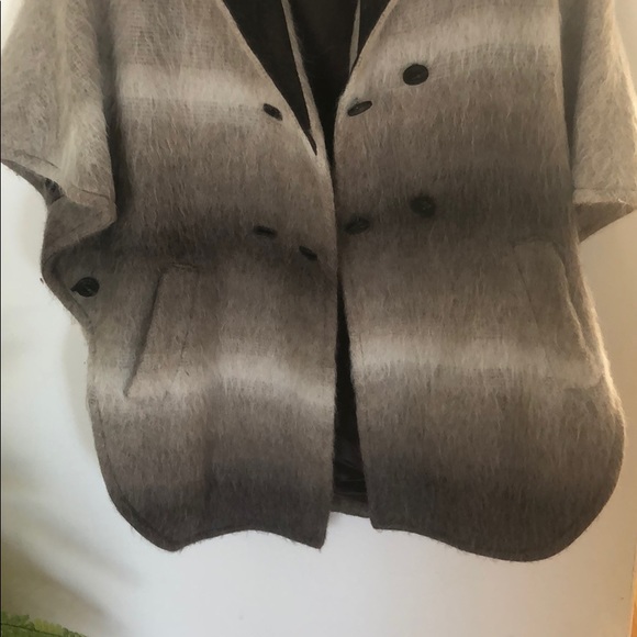 Wooly Poncho - Picture 3 of 3